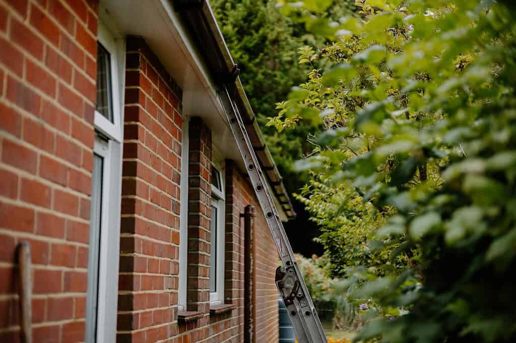 Gutter cleaning in Staffordshire – clean and clear gutters.